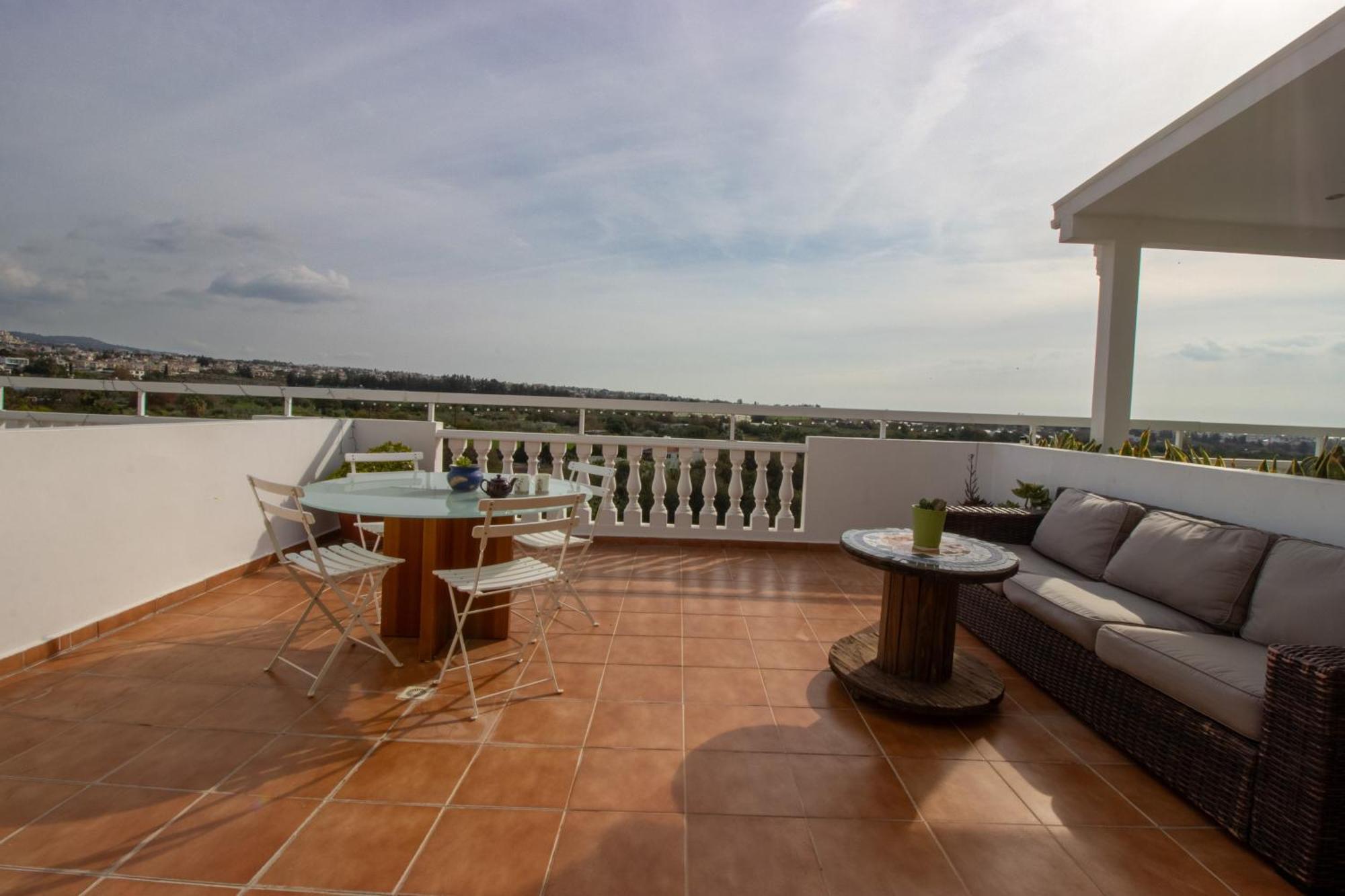 Golden Sunset Apartment Кисонерга Екстериор снимка